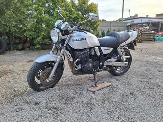 suzuki-gsx-750-inazuma-lagiewniki