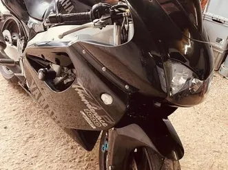 yamaha-yzf-thunderace-1000-r