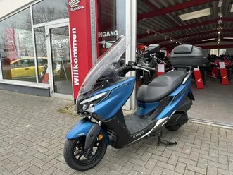 kymco-x-town-ct-300-i-abs-1-hand
