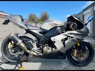 kawasaki-zx10r-ninja-c2h-gen-1-not-zx6r-r1-cbr-rr-fz1-sportsbike-naked-adventure-1000-cc