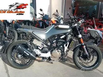 husqvarna svartpilen 125 2021 solo 2300 km