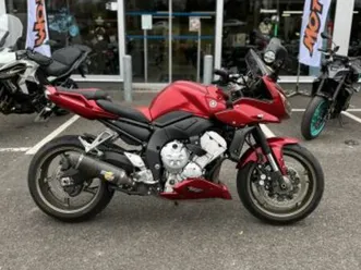 yamaha-fz1-2008-1000-cm3-moto-roadster-52-601-km-rouge-59240-dunkerque