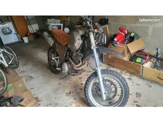 yamaha-xt-600-scrambler-look-unique-prete-pour-l'aventure