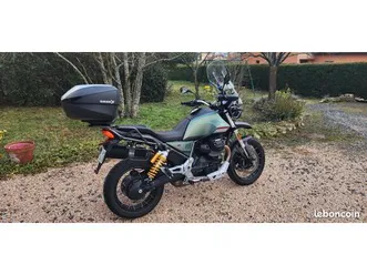 moto-guzzi-v85-tt-olhins-2023