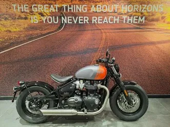 triumph-bonneville-bobber