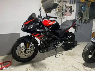 apprila-125-e4-red-hero-abs