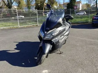 kymco-x-town-125-2019-125-cm3-scooter-7-950-km-noir-17100-saintes