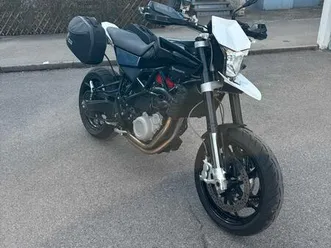 husqvarna-nuda-900-abs