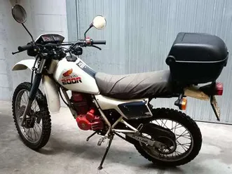 honda-xl-200-r-bianco