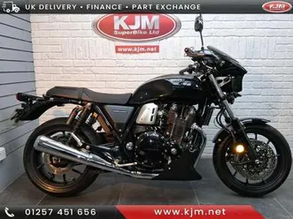 honda-cb1100rs-2020-69-just-5-947-miles-covered-with-history