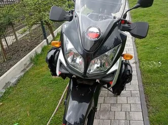 suzuki-v-strom-1000-doposazony-od-motocyklisty-skoczow