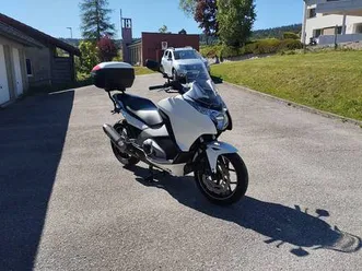 moto-honda-700automatique-garantie-6-mois-13200-km
