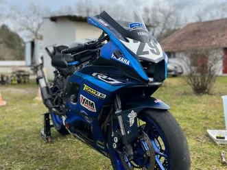 yamaha-r7-piste-cup