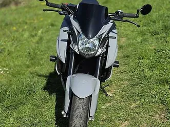 suzuki-gsx-s-750-cc-84kw-4200km