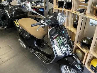 piaggio-vespa-primavera-50-1890km-45km-h-gelbes-schild