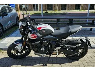 triumph-trident-660-tribute-edition-bouwjaar-2024-969-km-motoren-triumph-marktplaa