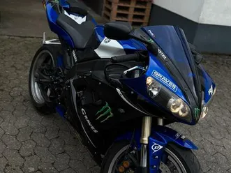 yamaha-r1-rn12