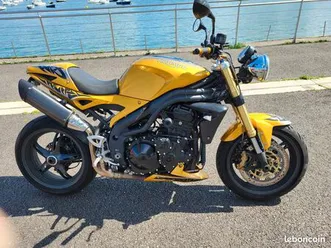 triumph-speedtriple-2005