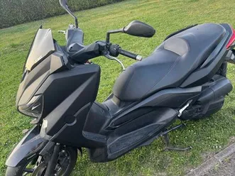 yamaha-xmax-125-2014-31-000-km-bon-etat