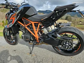 ktm-1290-superduke-r-2015