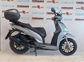 vendo-kymco-people-300i-s-2021-22-usata-a-livorno-codice-9681930-moto-it