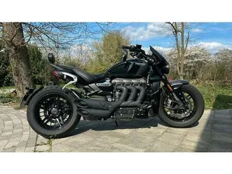 triumph-rocket-3-gt-tripple-black-reisekoffer