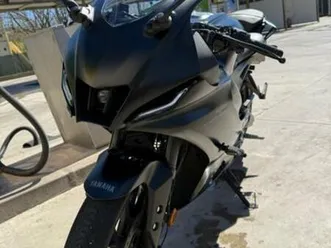 yamaha-r125-2023