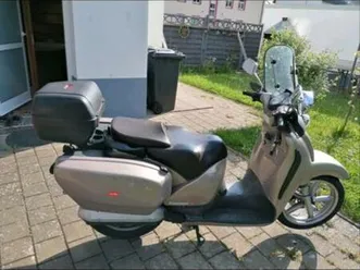 roller-aprilia-scarabeo-125