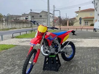 tm-en-250-es-fi-2t-red-edition-leiria-pousos-barreira-e-cortes