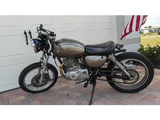 suzuki-tu250x-amazing-cafe-racer-great-beginner-bike