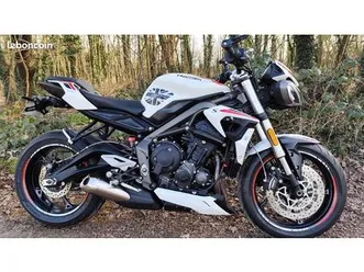 triumph-street-triple-660-s-a2