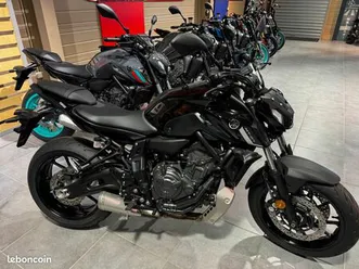 yamaha-mt-07-pure-35-kw-a2-vehicule-neuf-liquidation