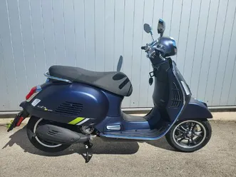 moto neuve: vespa gts 310