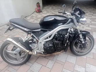 triumph-speed-triple-s