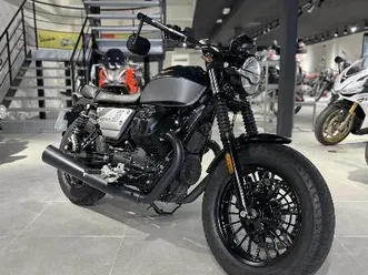 moto-guzzi v9 bobber 2024