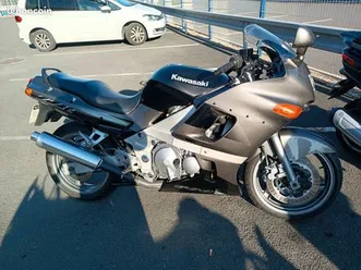 kawasaki-zzr-600-de-1999