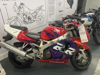 honda-cbr900rr-fireblade