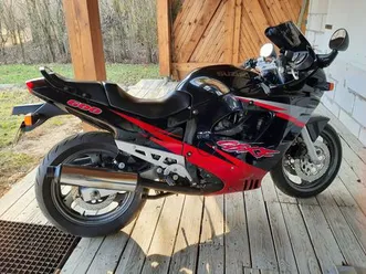 suzuki-gsx600f-katana-augustow