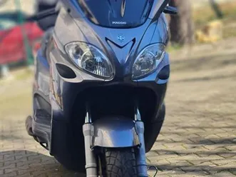 piaggio-x9-500ie-grossroller-m-kurzvideo