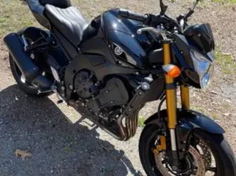 2011-yamaha-fz8