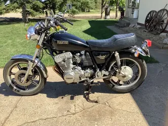 yamaha-xs750-triple