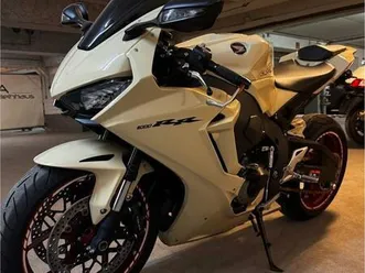 honda-cbr-1000-rr-fireblade-sc77-top-zustand-shark