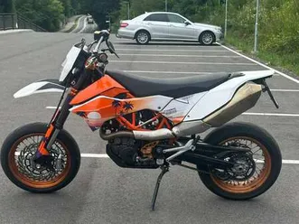ktm-smc-r-690