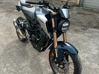 honda-cb125r-2021-7500-km