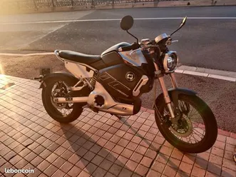 super-soco-tc-max-125-moto-electrique