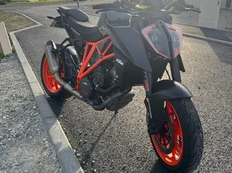 ktm-1290-super-duke-r
