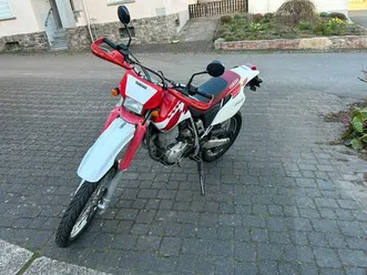 yamaha-tt-600-r