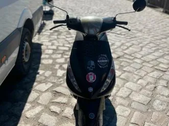 piaggio-zip-2