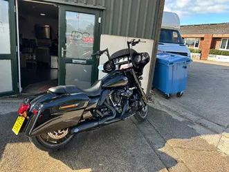 harley-davidson-touring-1870-street-glide-st-tourer-petrol-manual-103-bhp-1923-cc