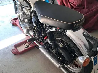 kawasaki-w-650-1-hand-update-7000km-gelaufen